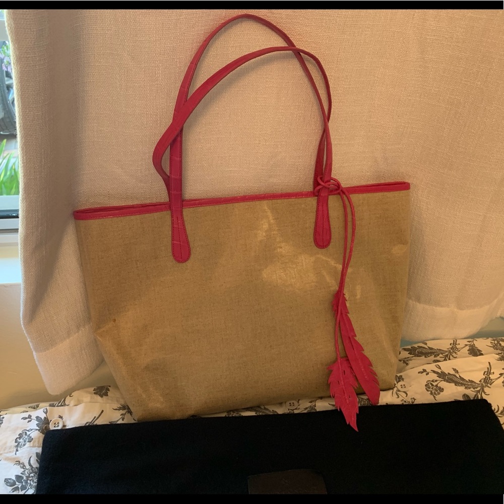 Nancy Gonzalez tote